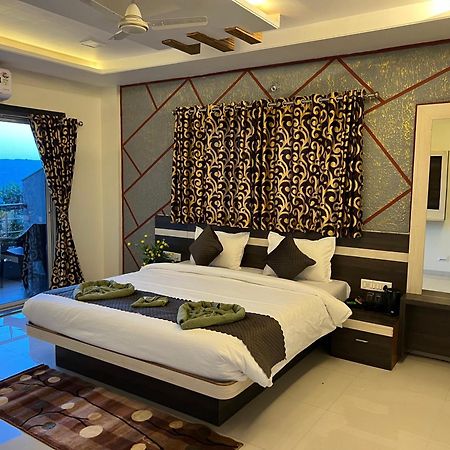 Hotel Shriyan Махабалешвар Екстер'єр фото