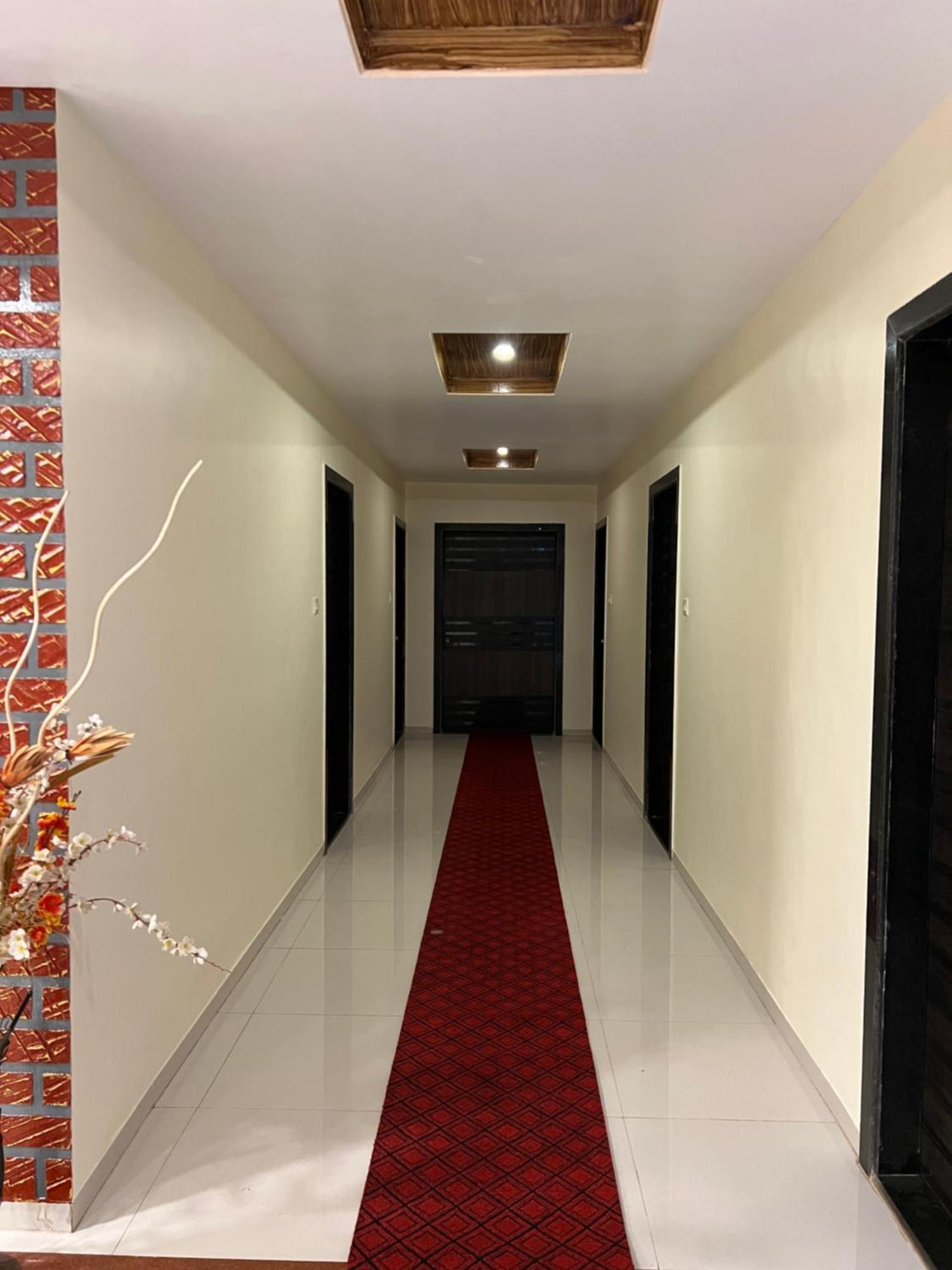 Hotel Shriyan Махабалешвар Екстер'єр фото
